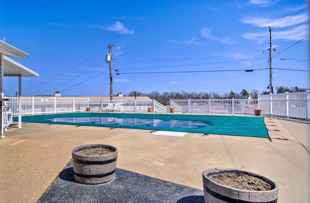 Osage Beach Resort Condo With Community Pool! ภายนอก รูปภาพ